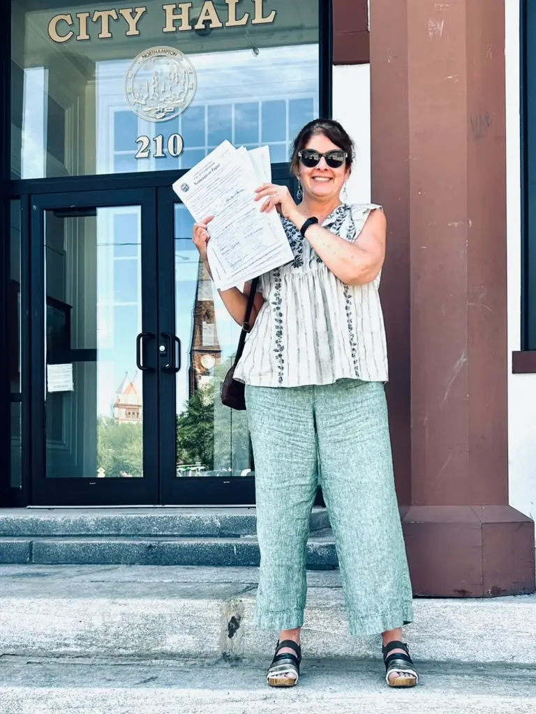 Robbie at City Hall delivering nomination papers